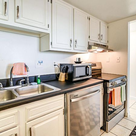 Updated Resort Condo, Walk To Myrtle Beach! Bagian luar foto