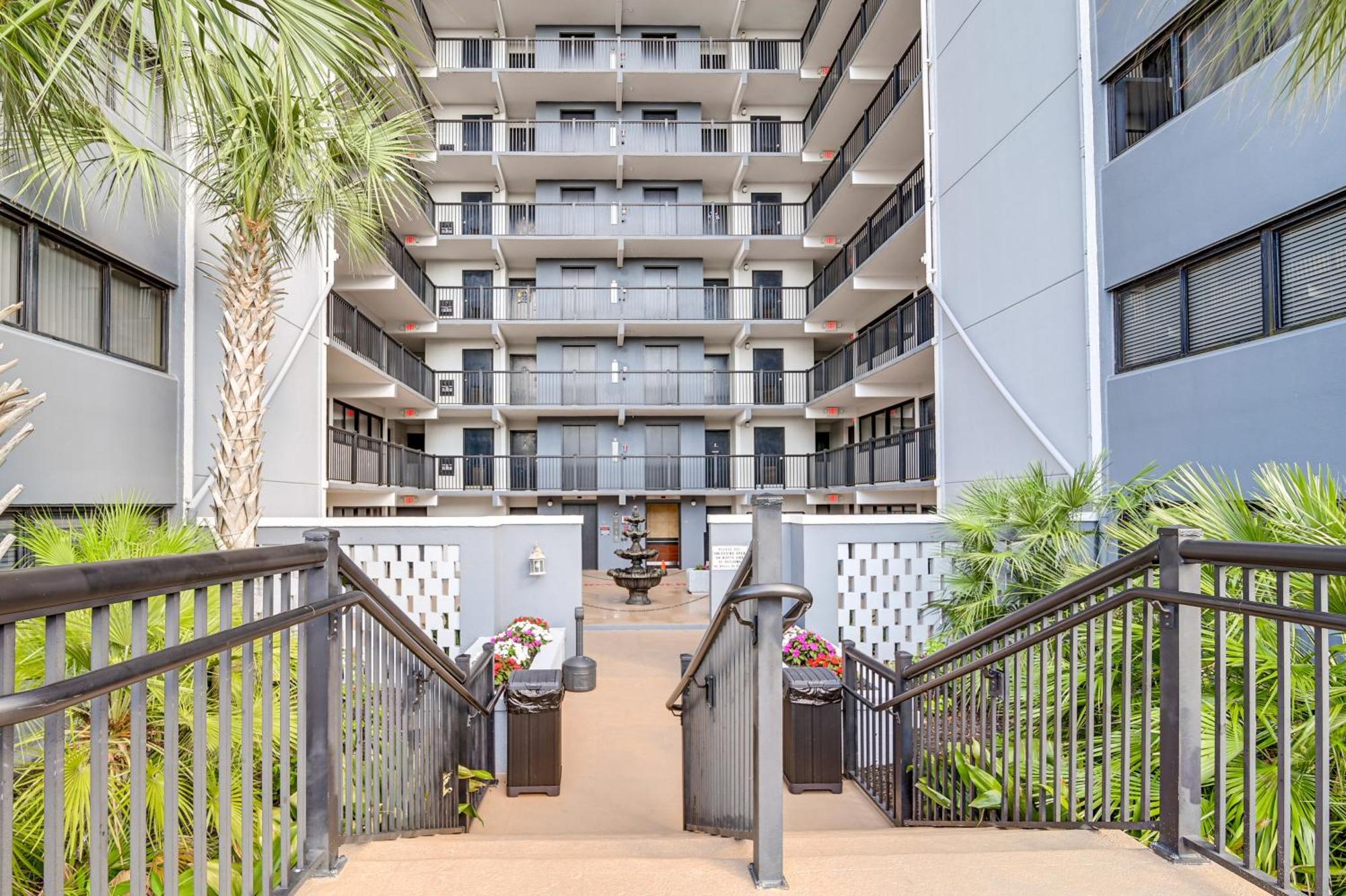 Updated Resort Condo, Walk To Myrtle Beach! Bagian luar foto